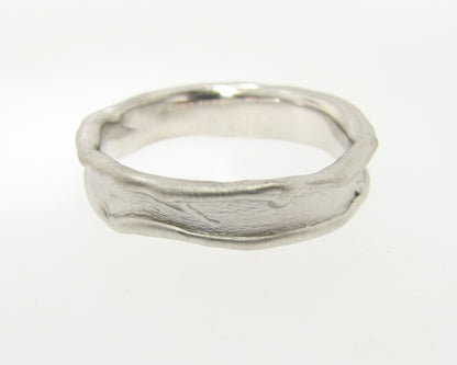 Medium Width Melted Edge Sandblasted Artistic Band