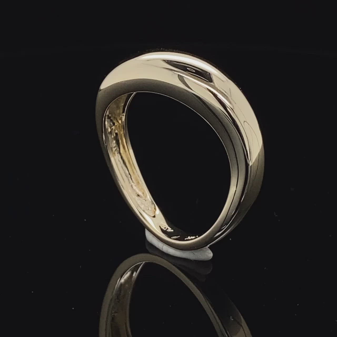 High Rise Curvy Silhouette Yellow Gold Ring