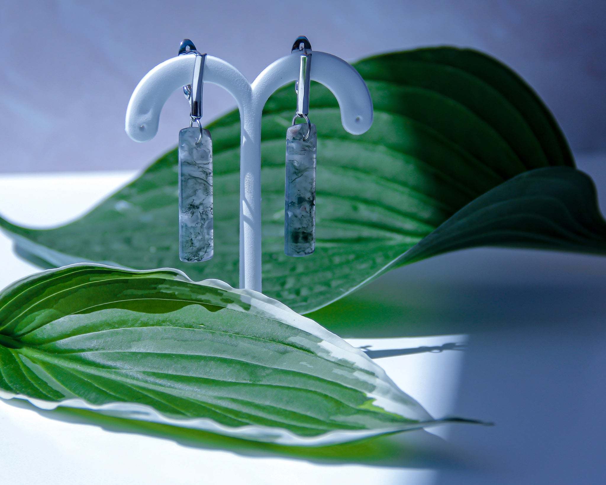 Green Moss Agate Dangle Monolith Silver Earrings