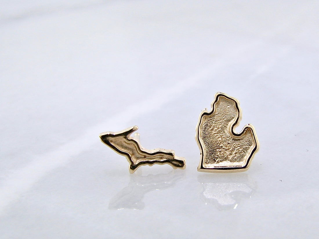 Yellow Gold Michigan Earring Studs, Lower Upper Peninsula