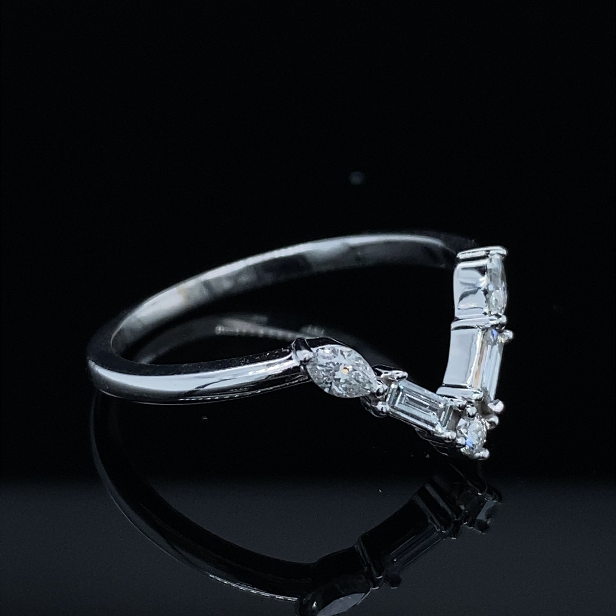 Minimalist Multi Stone Diamond V Ring