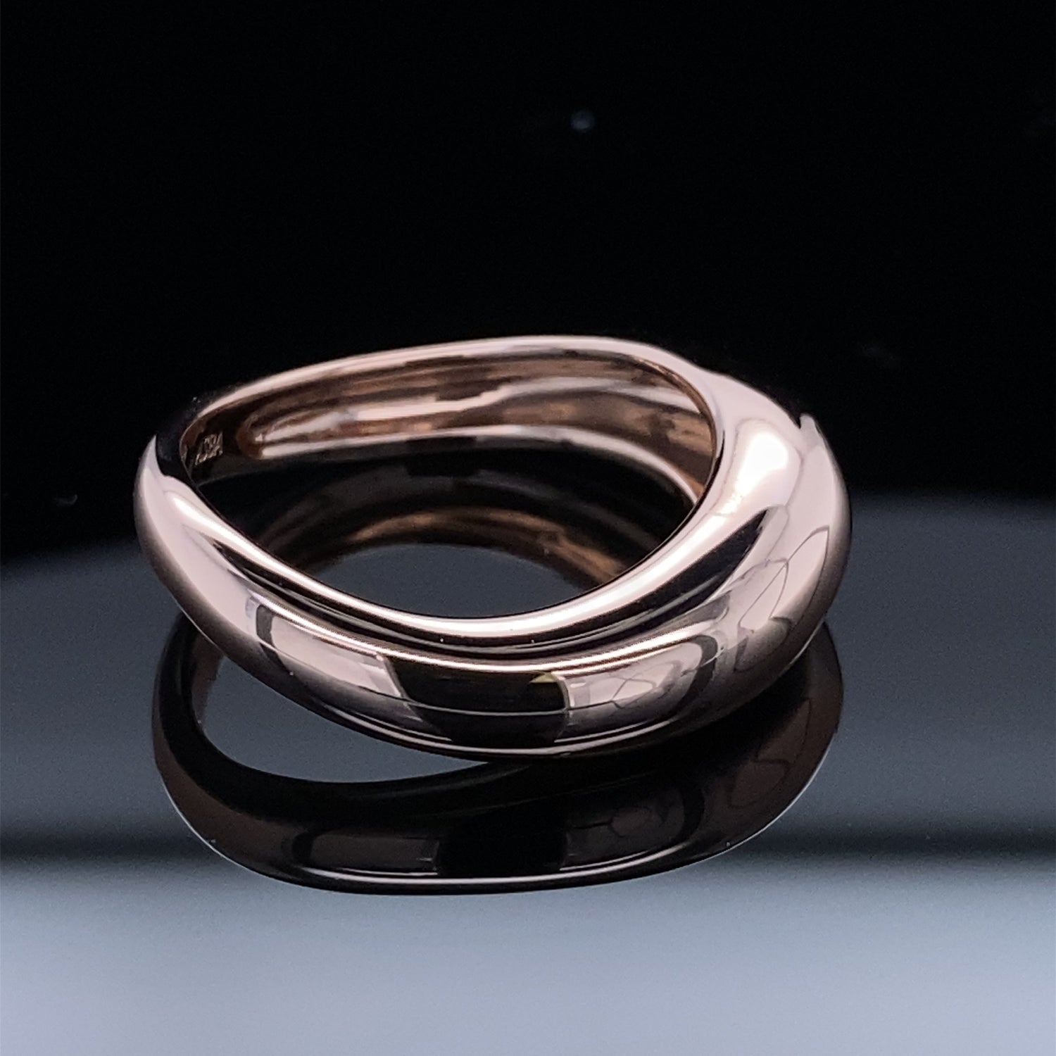 High Rise Curvy Silhouette Rose Gold Ring