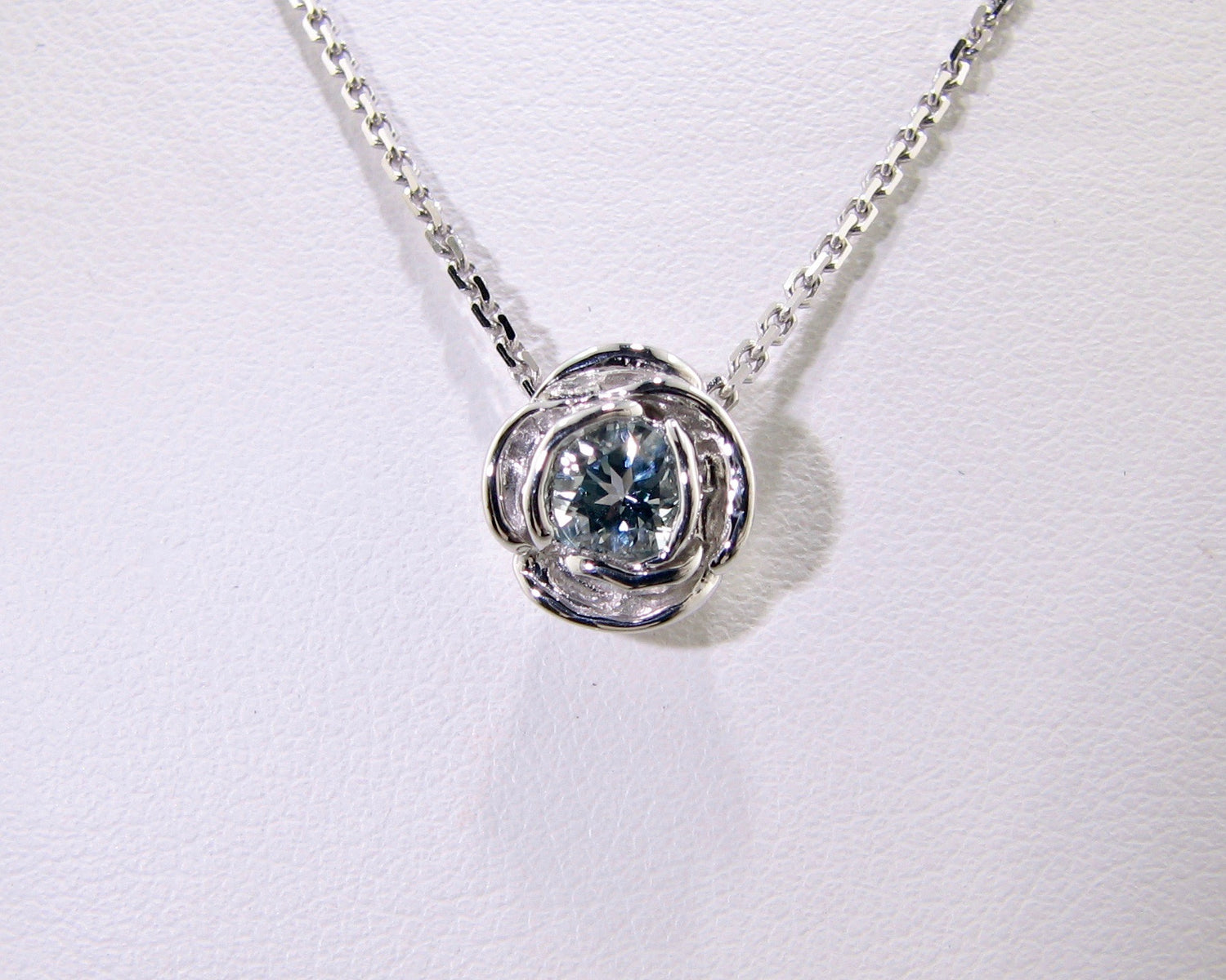 rose-slider-silver-aquamarine-necklace-wexford-jewelers