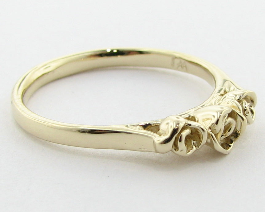 Yellow Gold Band, Three Dainty Roses