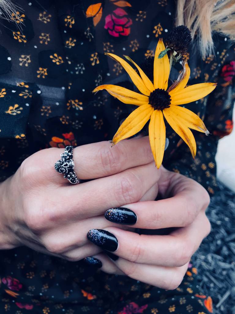 Calavera Sugar Skull Daisy Silver Ring