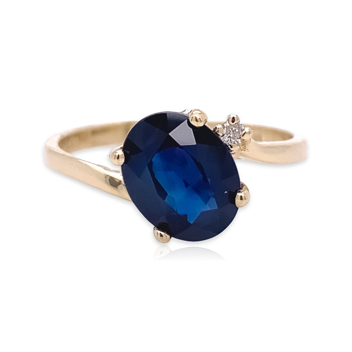 Timeless 2ct Oval Natural Blue Sapphire Yellow Gold Ring