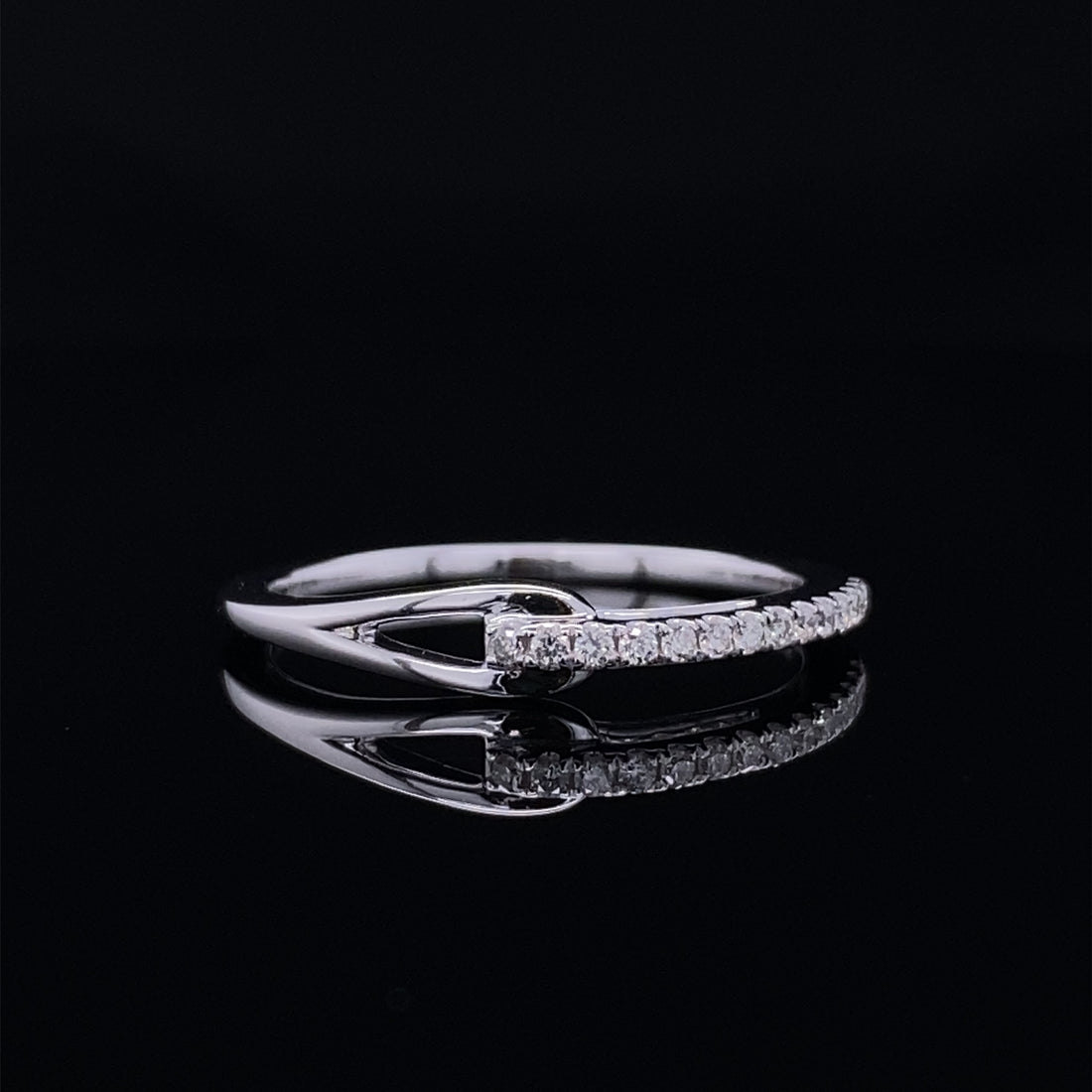 Interlocking Love Diamond Links Fashion Gift Ring