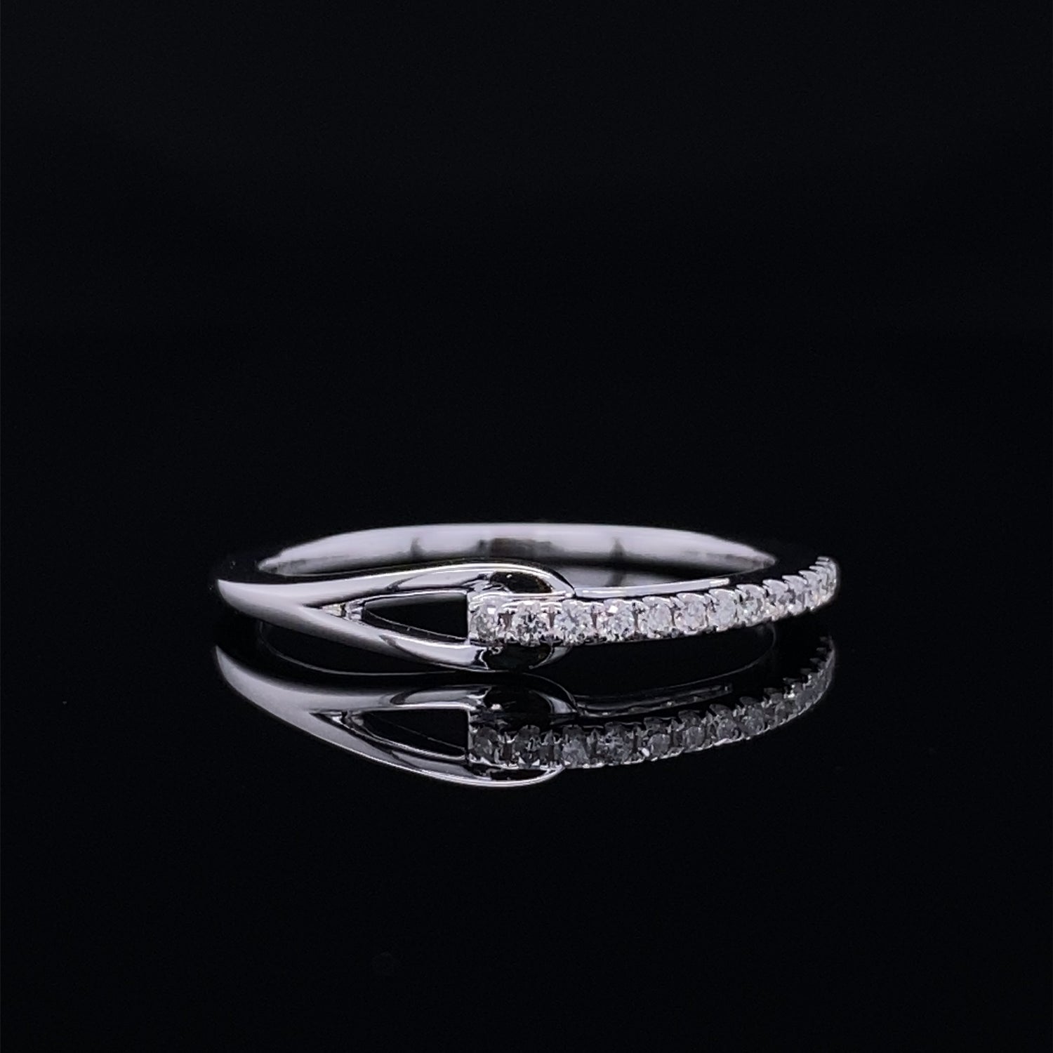 Interlocking Love Diamond Links Fashion Gift Ring