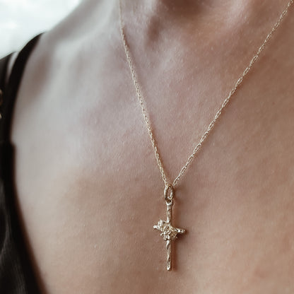Rose Gold Daisy Vine Cross Pendant and Chain