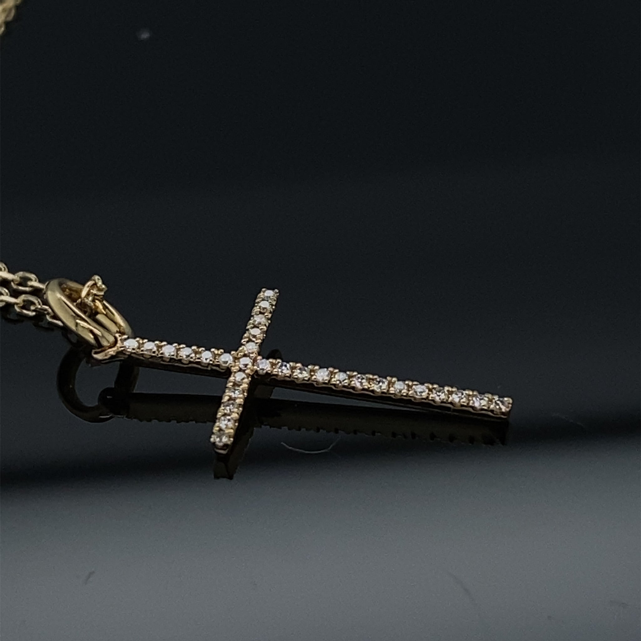 .05CT 18K YELLOW GOLD CLASSIC DIAMOND CROSS PENDANT