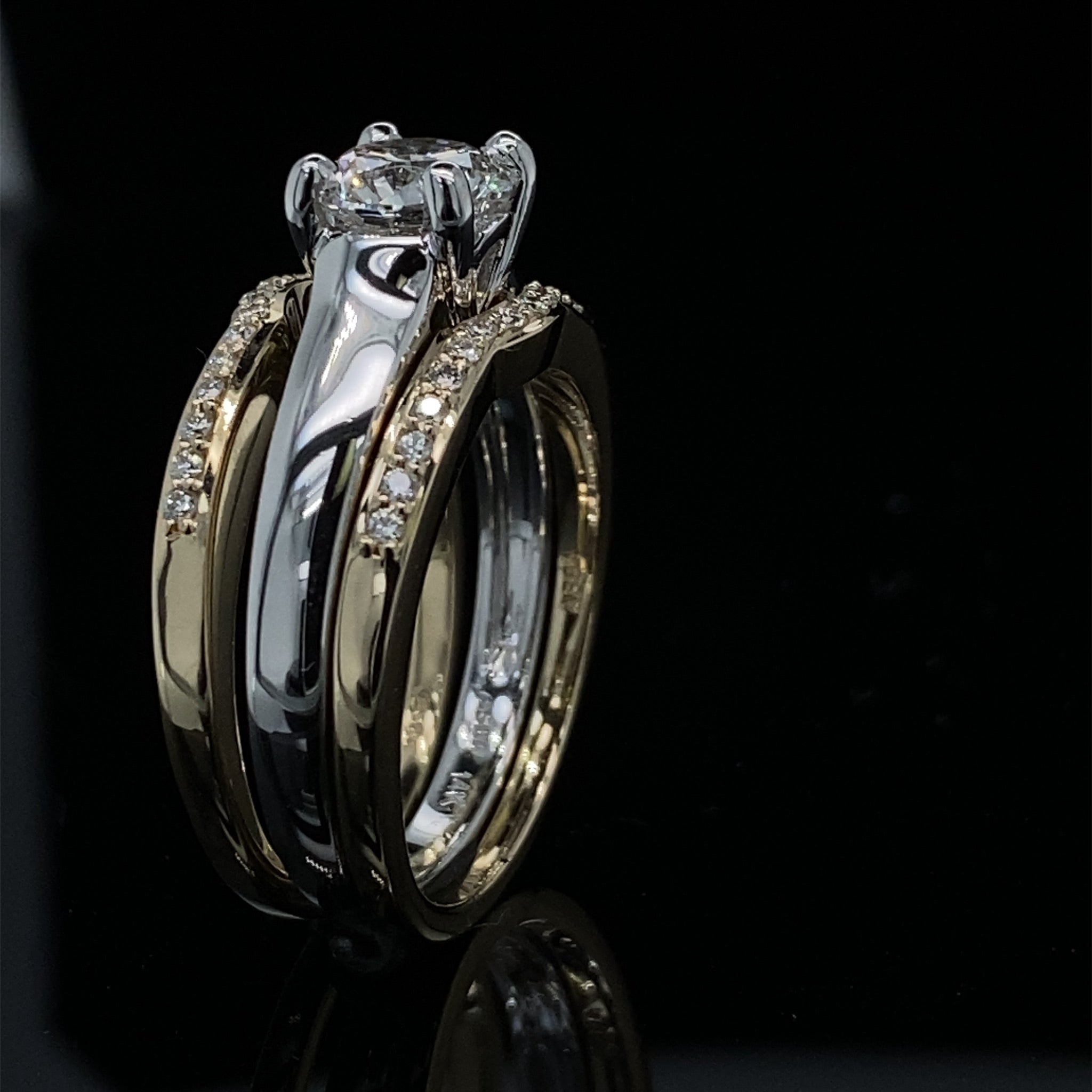 1.15ct / 1.39TDW Double Bands 3 Piece Two Tone Wedding Set