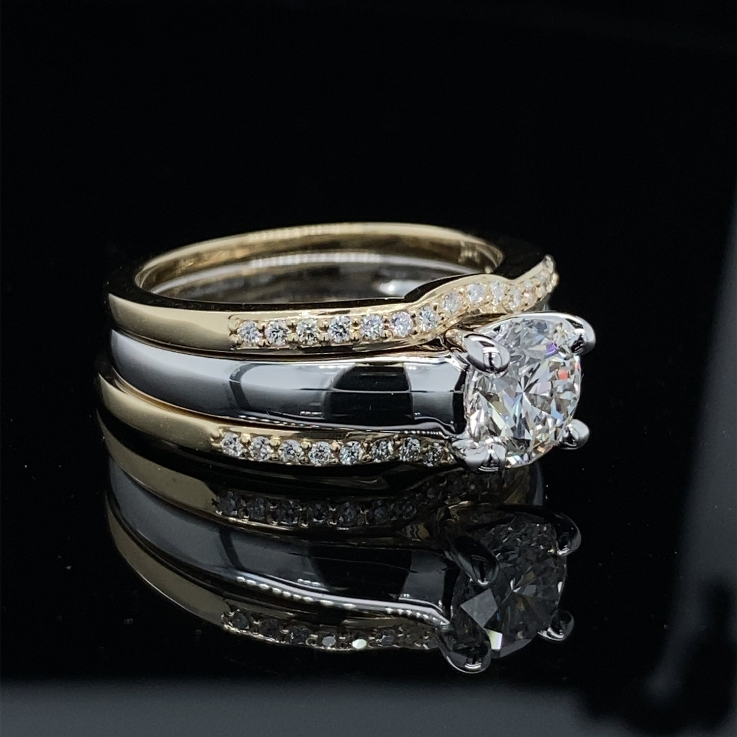 1.15ct / 1.39TDW Double Bands 3 Piece Two Tone Wedding Set