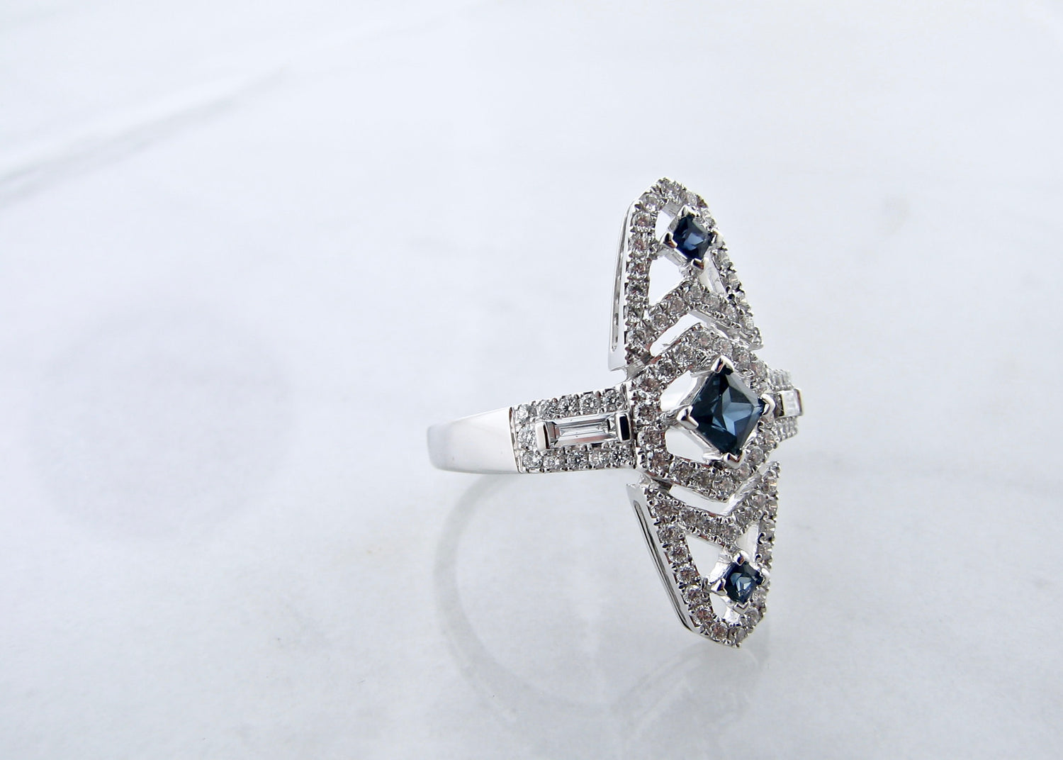 wexford-jewelers-blue-sapphire-diamond-antique-ring